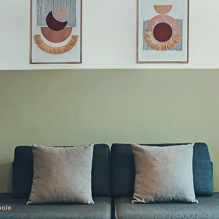 Apartment La Mole House